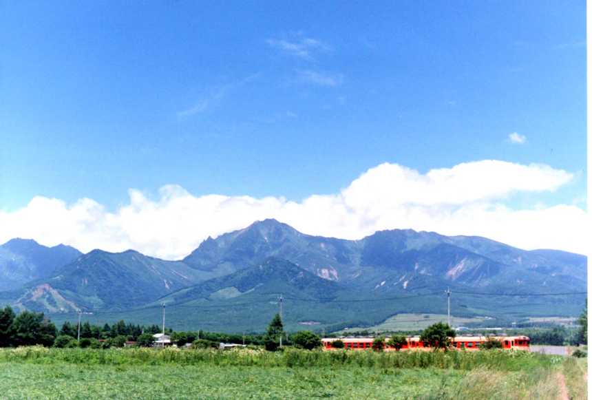 野辺山高原を行く